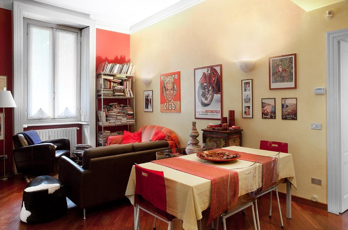 Apartment With Terrace In Central Milán Exterior foto